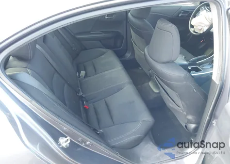 2015 Honda Accord Sport z USA, uszkodzony, nr VIN 1HGCR2F52FA191765